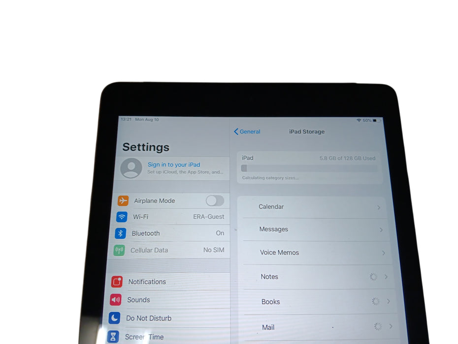 Apple iPad 5th gen - 128GB - Space Gray [A1823]