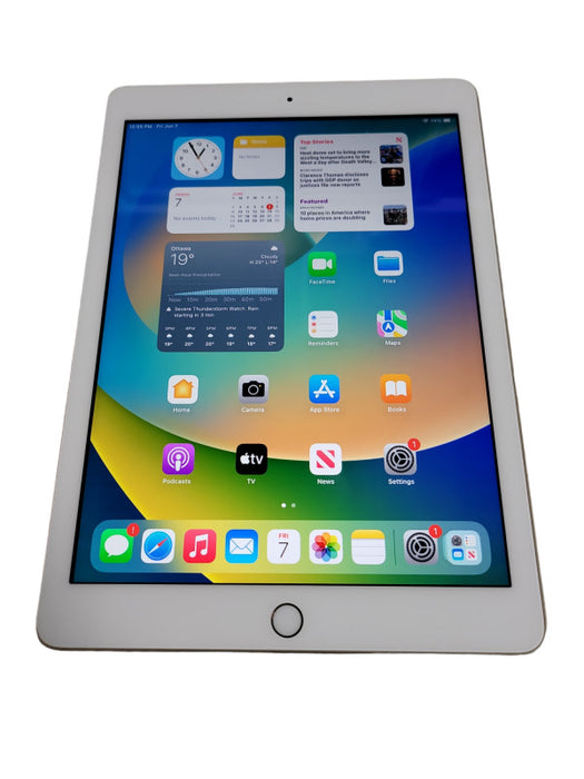 Apple iPad 5th Gen 32GB (A1822) Î
