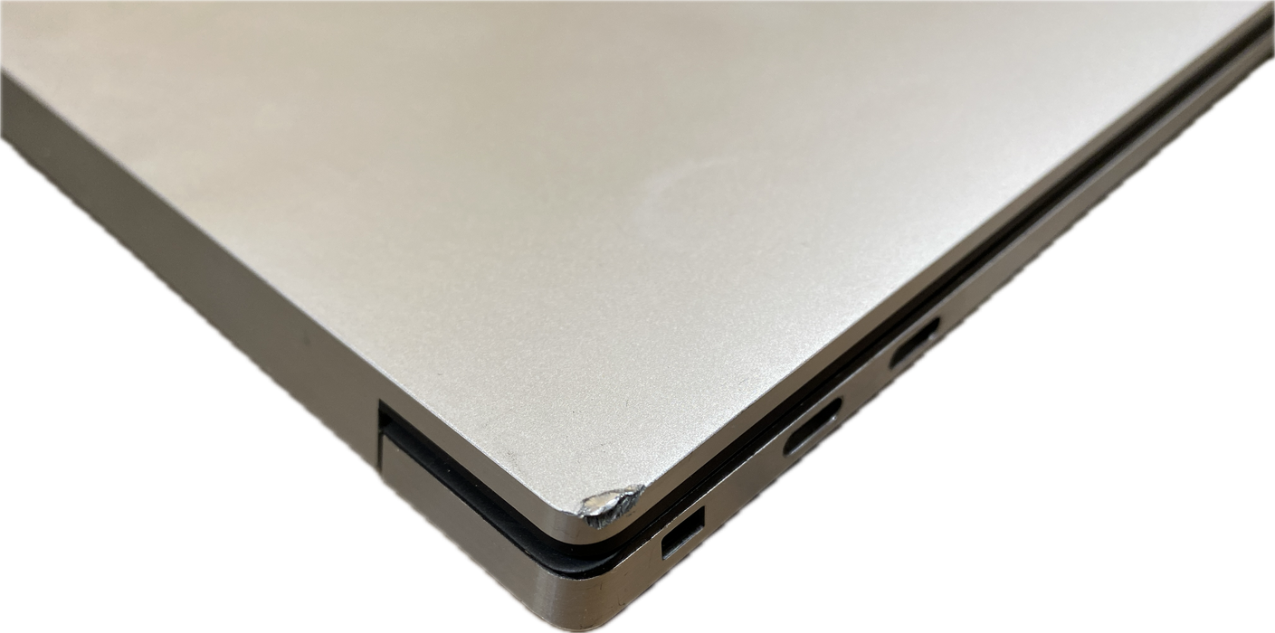 Dell XPS 15 9520 i7-12700H RTX3050 4GB GPU 16GB 256SSD No power Adapter READ!