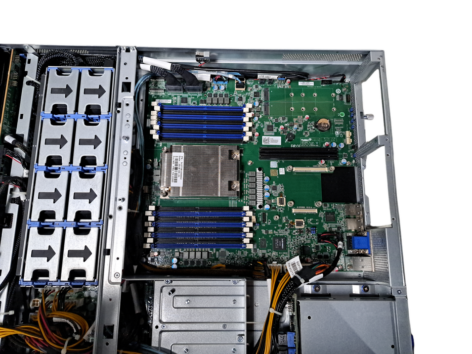 TYAN Transport SX TN70E-B8026 | Barebones | 12x 3.5" | 2x 2.5" | 2x 770W | READ