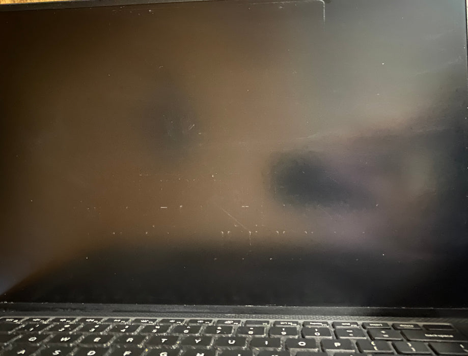Dell XPS 15 9520 i7-12700H RTX3050 4GB GPU 16GB 256SSD No power Adapter READ!