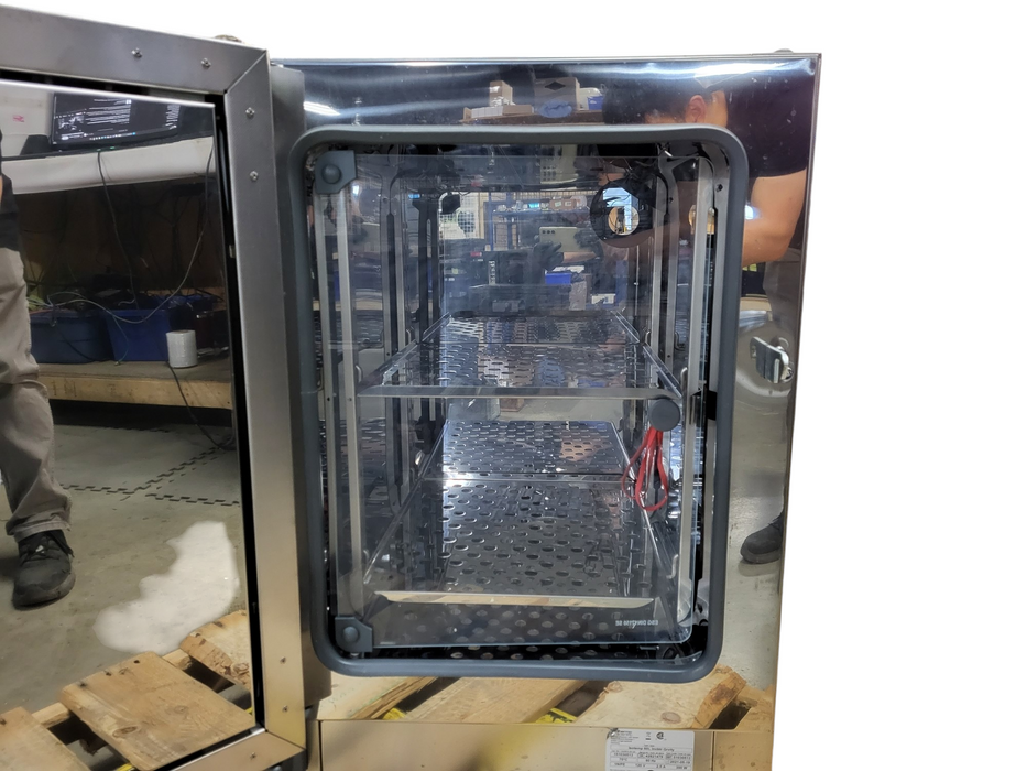 Fisher Scientific 60L Isotemp Microbiological Incubator READ