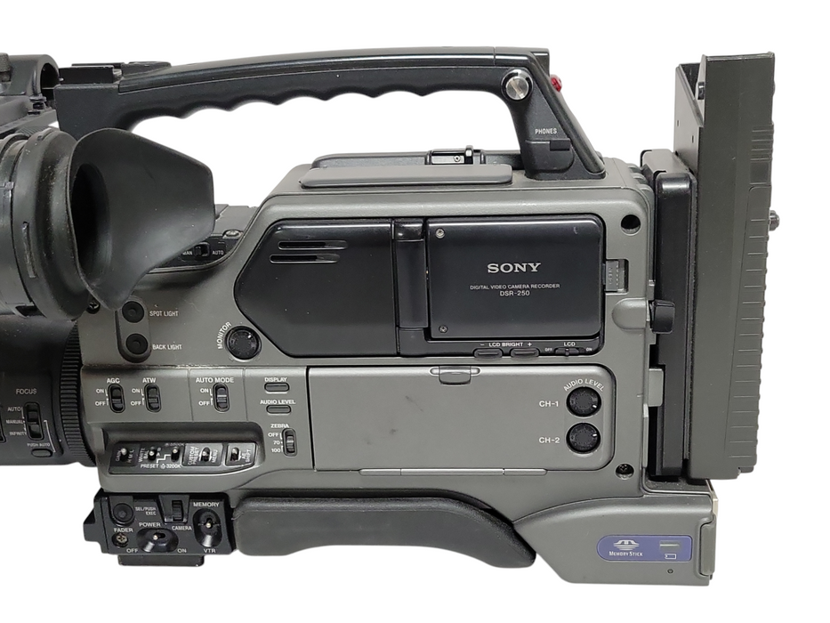 Sony DSR-250 DVCAM Digital Camcorder, READ