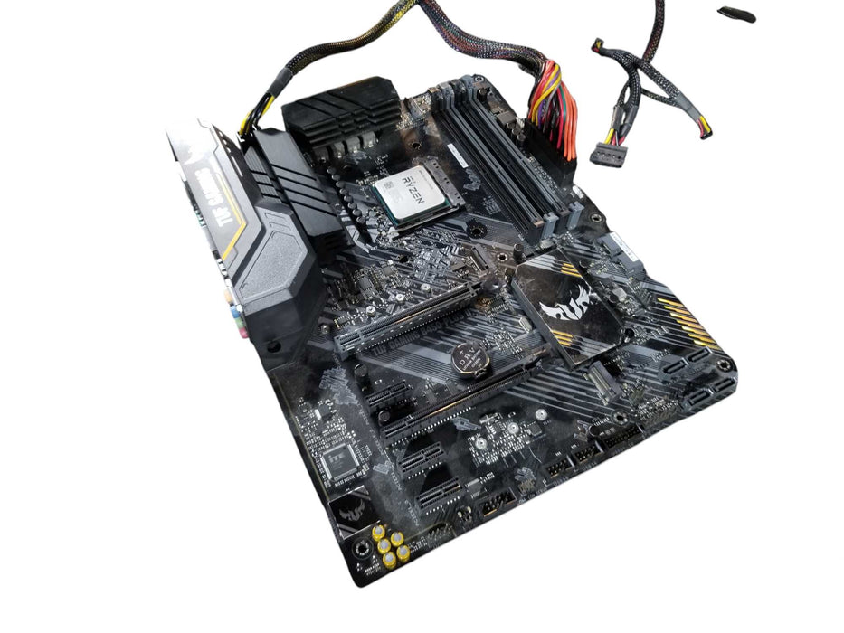 COMBO ASUS TUF GAMING B450 PLUS II + AMD Ryzen 3 3200GE / NO RAM / NO MB Cover