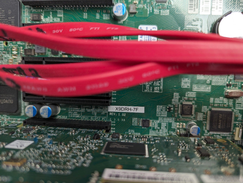 Supermicro X9DRH-7F Intel Xeon 1620 v2 @ 3.70Ghz 32GB RAM Q-