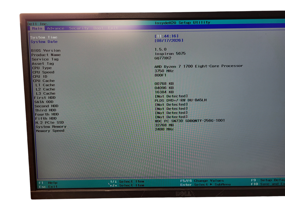 DELL Inspiron 5675 AMD Ryzen 7 1700 32GB RAM 256GB NVMe SSD RX 580 8GB GPU