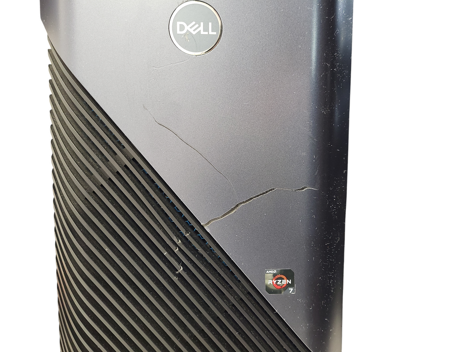 DELL Inspiron 5675 AMD Ryzen 7 1700 32GB RAM 256GB NVMe SSD RX 580 8GB GPU