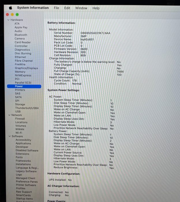 Apple MacBook Pro 16" 2019 i7-9750H Radeon Pro 560 GPU 16GB RAM 512GB SSD READ
