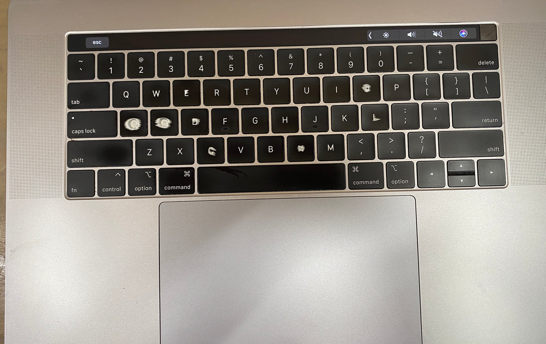 Apple MacBook Pro 15" 2019 i7-9750H Radeon Pro 555X GPU 16GB RAM 512GB SSD READ!