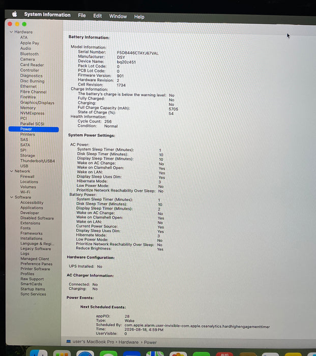 Apple MacBook Pro 15" 2018 i7-8750H Radeon Pro 555X GPU 16GB RAM 256GB SSD READ