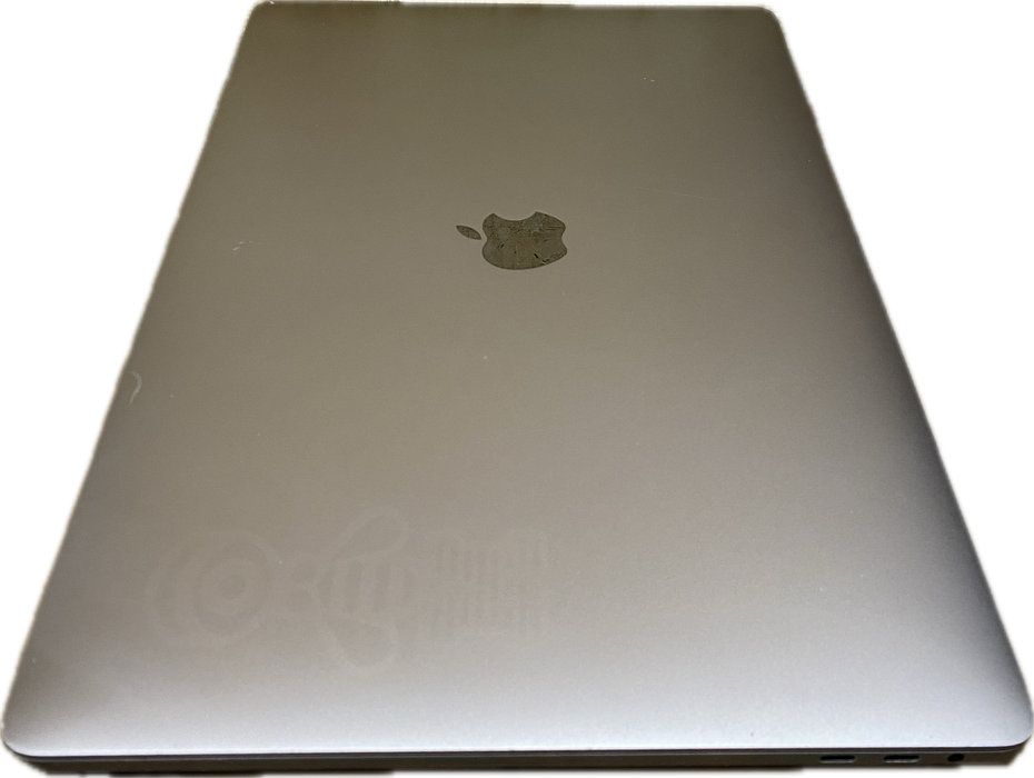 Apple MacBook Pro 15" 2016 i7-6700HQ Radeon Pro 450 GPU 16GB RAM 256GB SSD READ
