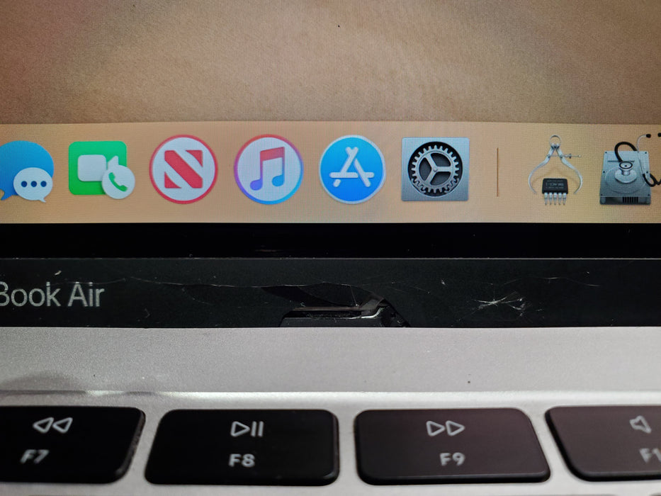 Apple MacBook Air A1932 2019 13.3" i5-8210Y 16GB RAM 256GB SSD Silver READ