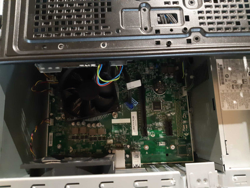 HP Pavilion Desktop 590-p0xxx AMD A12-9800 RADEON R7, 12 Compute Cores, Read