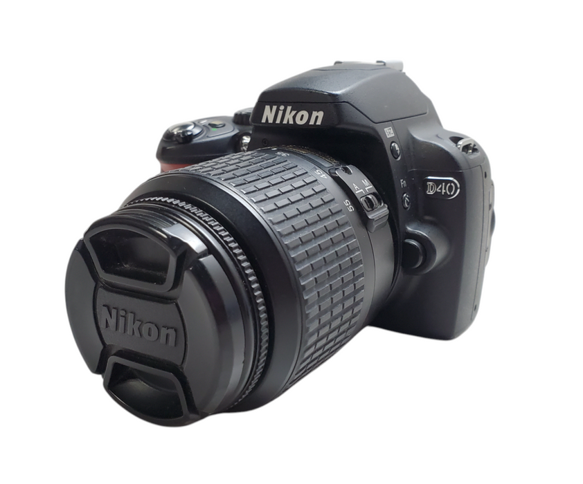 Nikon D40 DSLR Digital Camera w/ 18-55mm Lens - No Battery *READ*