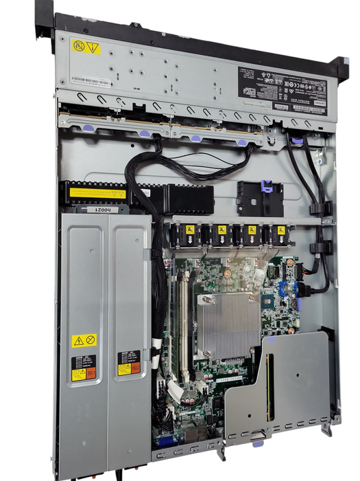 Lenovo X3250 M6 8x 2.5" E3-1230 v5 @ 3.4GHz 16GB DDR4 ECC 2x PSU