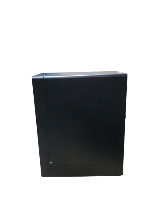 Lenovo ThinkStation P340 Xeon W-1250 @ 3.30GHz, 8GB Ram, NO HDD's, NO OS
