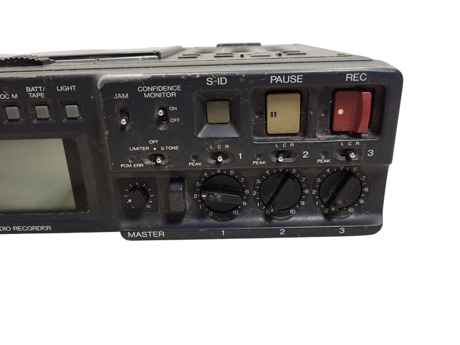 Fostex PD-4 Digital Audio Recorder READ