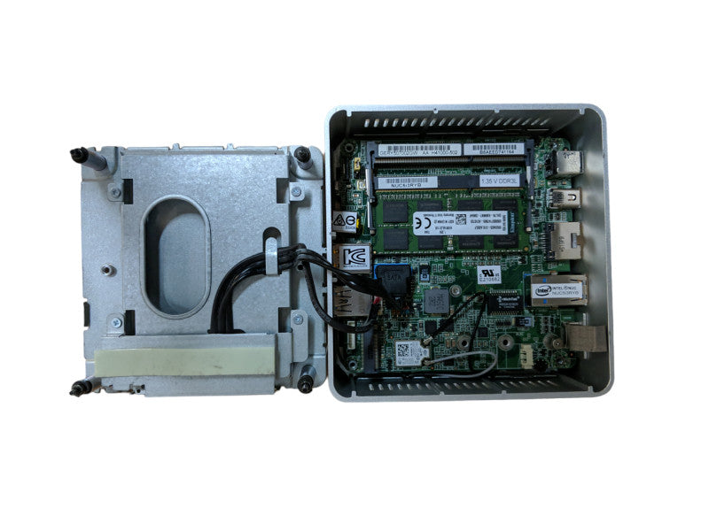 Intel NUC NUC5i3RYH | Core i3-5010U | 8gb DDR3 | No HDD