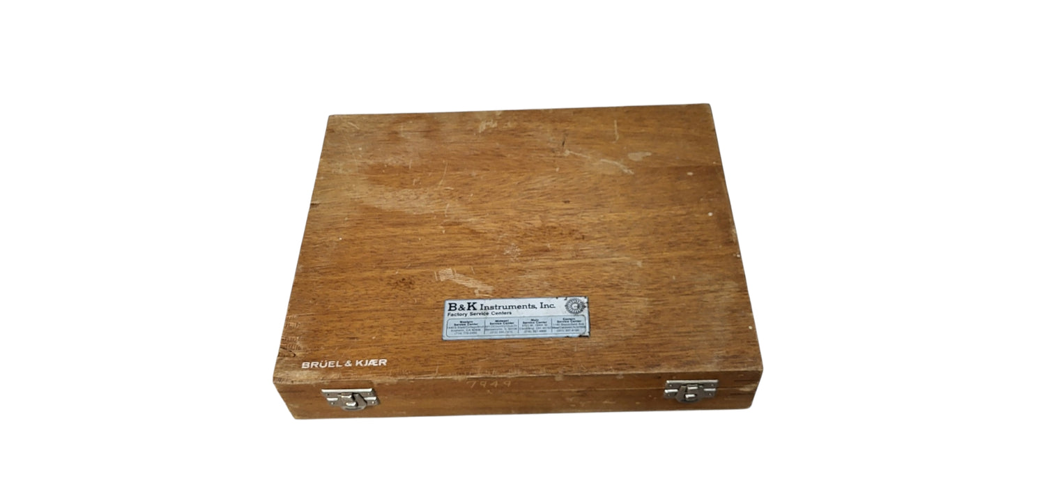 B&K Bruel & Kjaer Type 4220 Precision Sound Level Calibrator | Untested