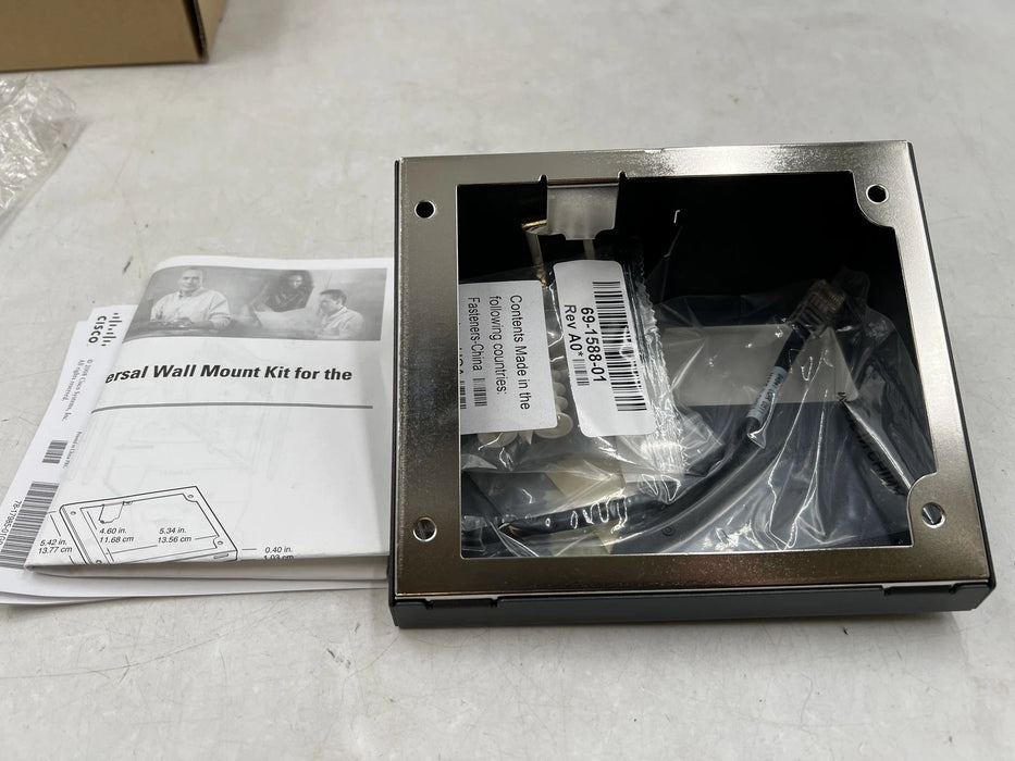 Cisco CP-LCKNGWALLMNT2 Universal Locking Wall Mount Kit For 7900 Phone