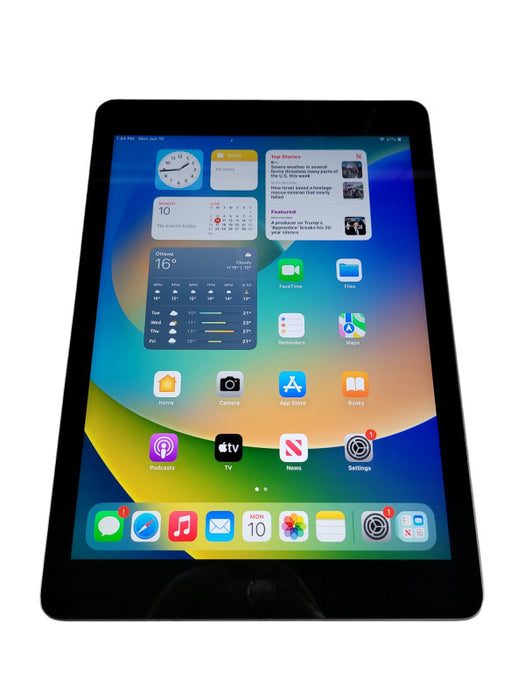 Apple iPad 5th Gen 32GB (A1822)  Î