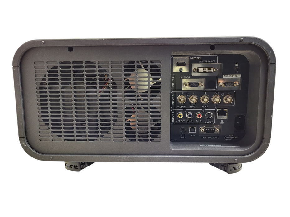 Christie LHD 700 Projector LNS-S32 Standard Zoom Lens Lamp hour: 1986h