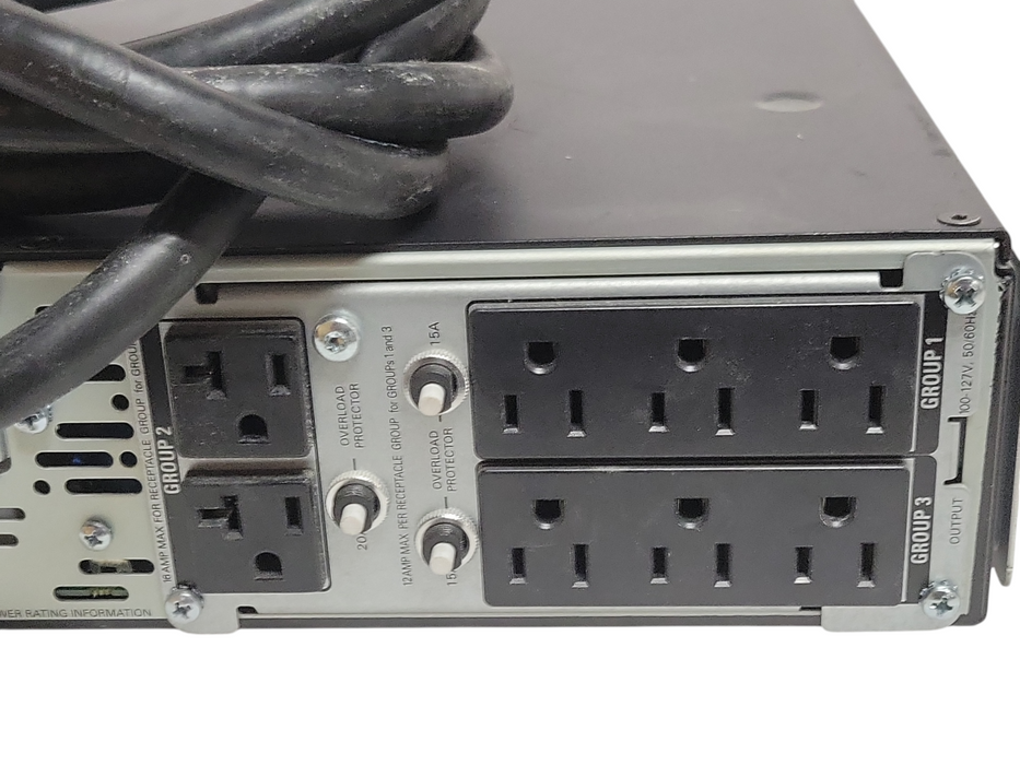 APC SMX2200RMLV2U 1980W Rackmount UPS w/ AP9630 Card, No Batteries, READ