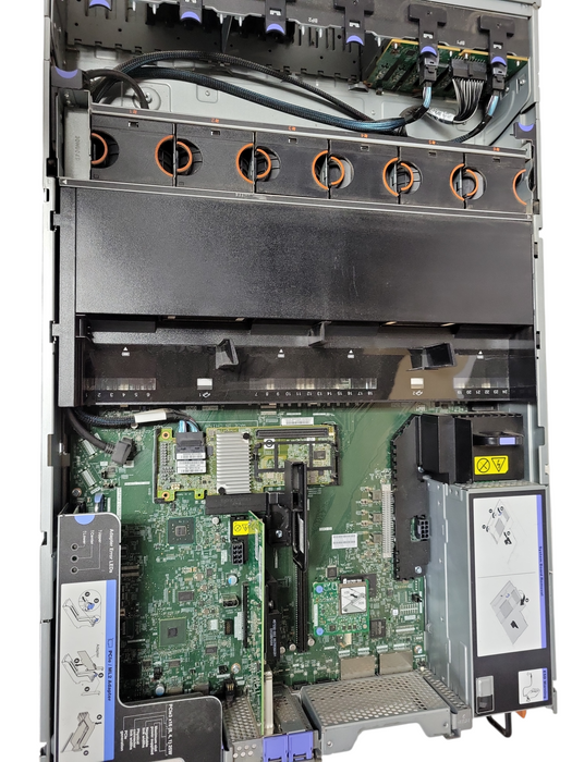 Lenovo System x3650 M5 2.5" 2x Xeon E5-2620 v4 32GB DDR4, AVAGO MegaRa - No HDD