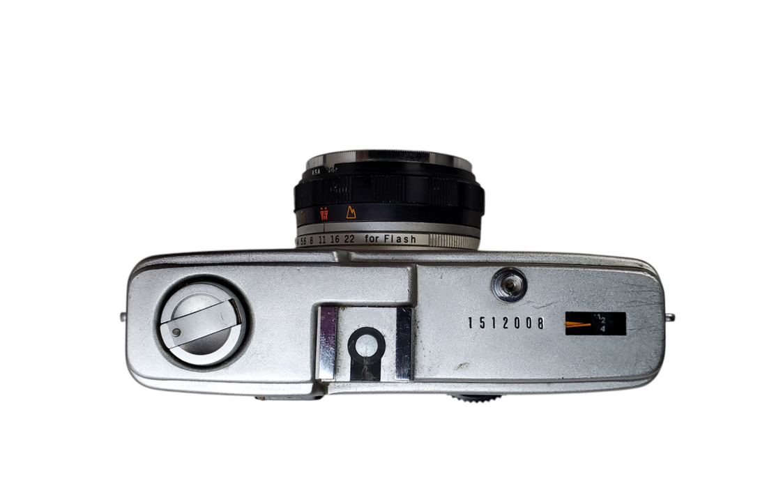 Olympus Trip 35 35mm Film Camera *READ*