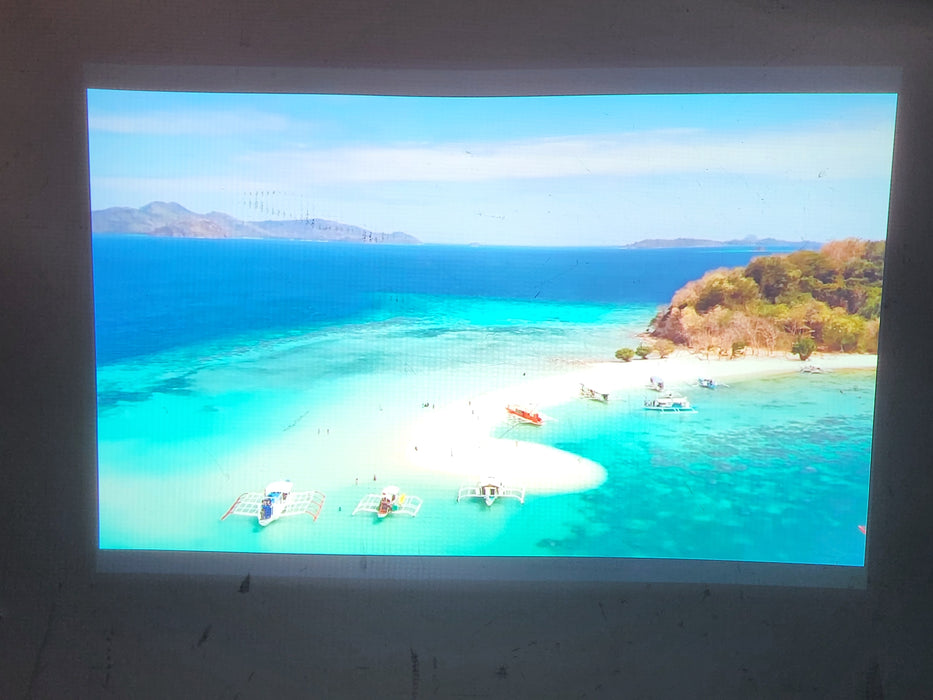 Christie LW555 5500-Lumen WXGA 3LCD Projector HDMI Large Venue 1467 Lamp Hours