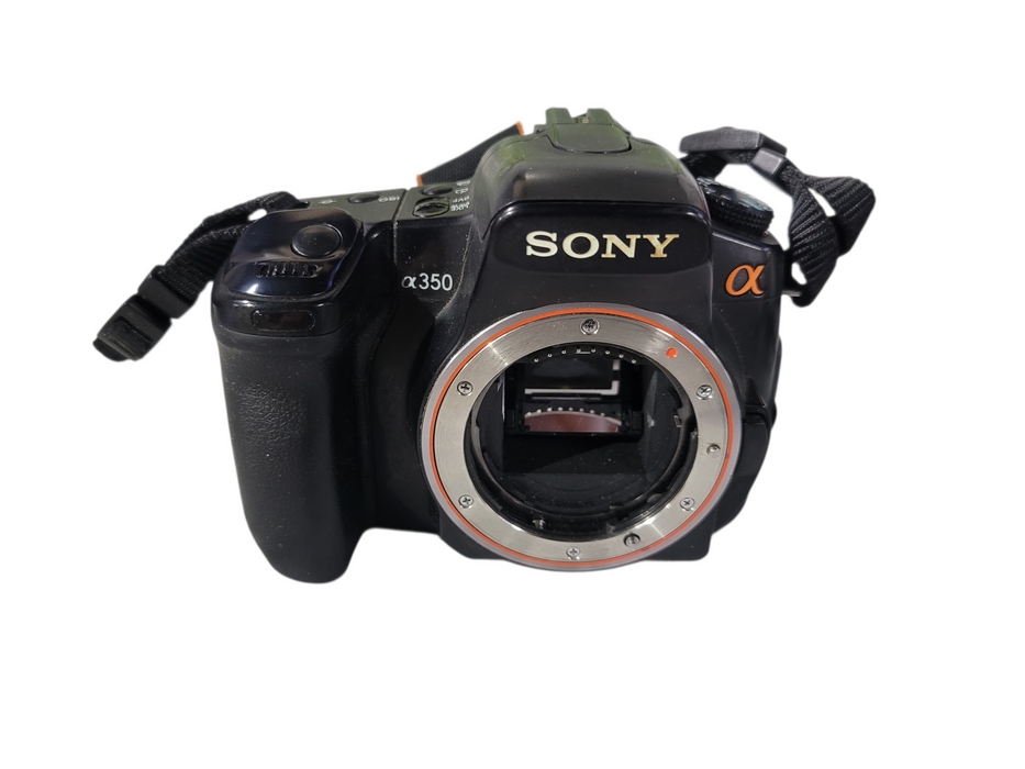 Sony DSLR-A350 w/18-70 18-200mm | READ!!!
