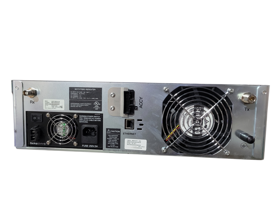Motorola XPR 8300 AAM27QNR9JA7AN Repeater 403–470 MHz