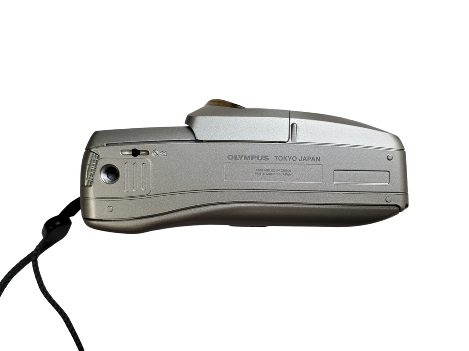 Olympus Stylus Zoom 140 Deluxe 35mm Film Camera *READ*