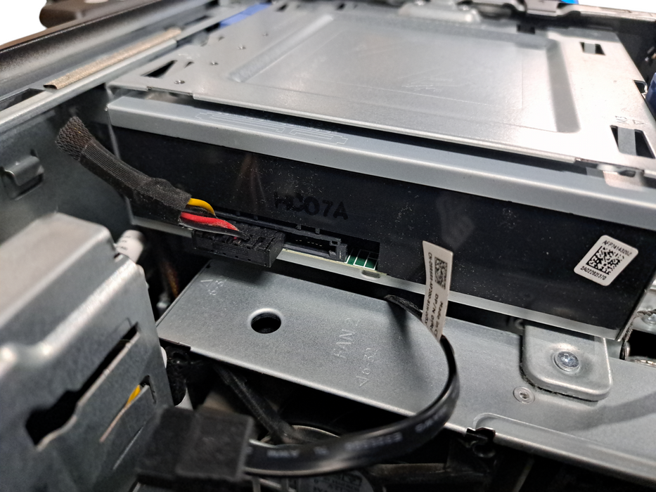 Dell Precision 5820 Tower | Xeon W-2123 | 16GB DDR4 | 950W | NO HDD/GPU | READ