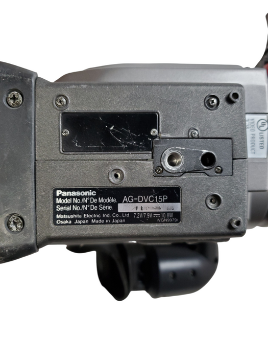 Panasonic AG-DVC15P 3CCD Professional MiniDV Camcorder w/ Case *READ*