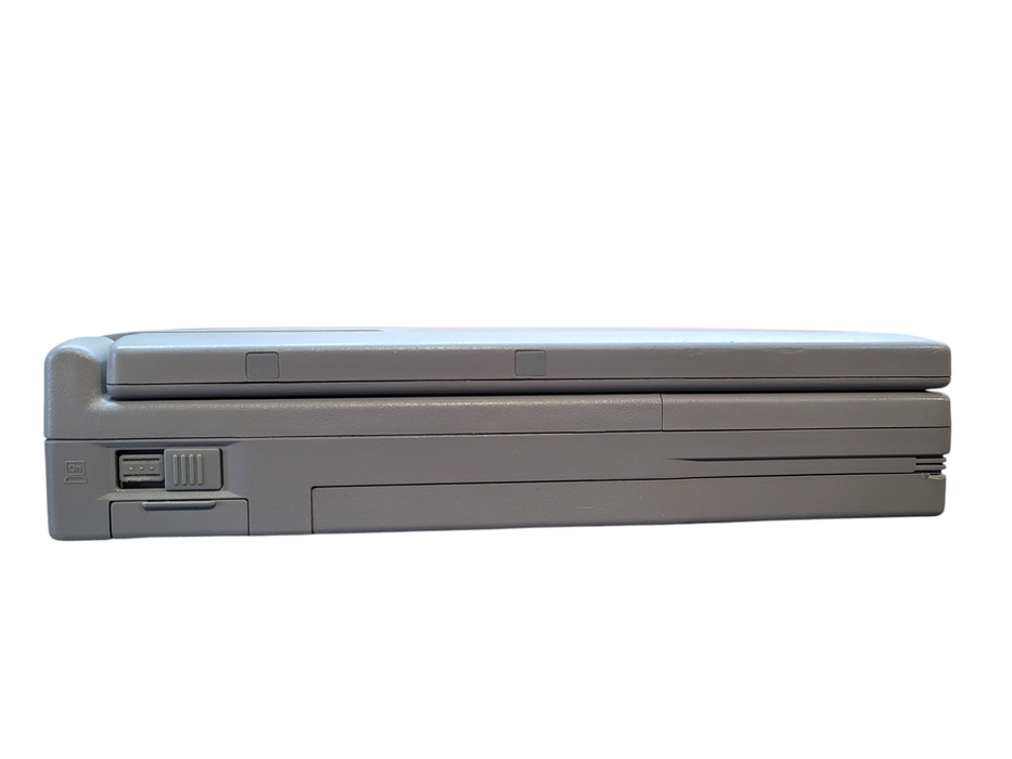 Vintage Laptop Toshiba 460CDT Pentium MMX 166Mhz 48MB RAM NO HDD INSTALLED