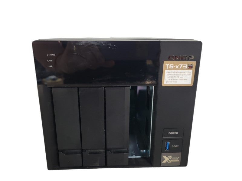 QNAP TS-473 NAS 3x 2TB HDD  4 BAY, 4GB RAM !