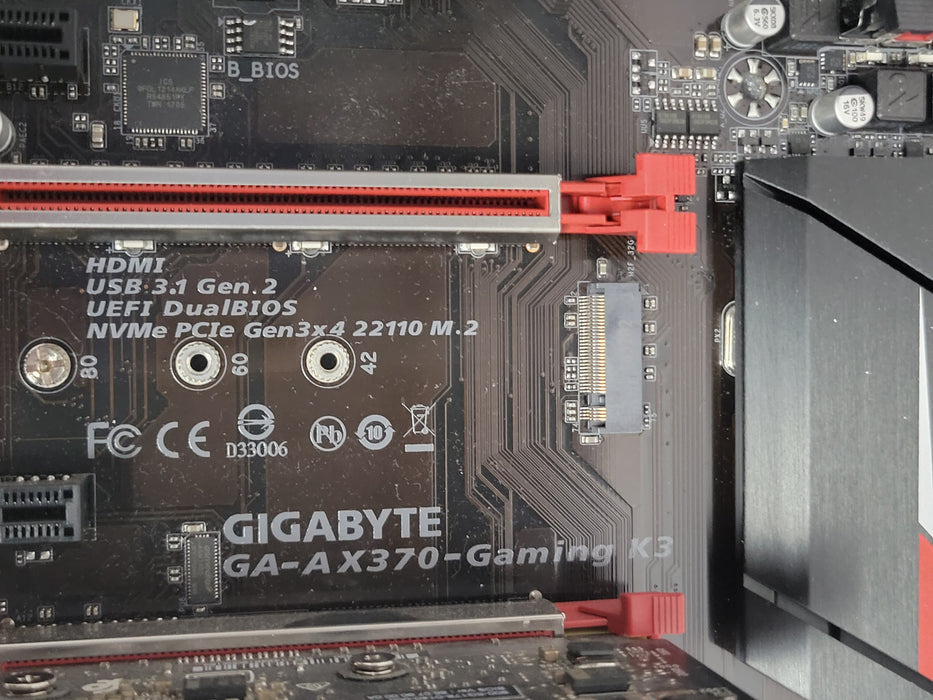 Gigabyte GA-AX370-Gaming K3 board with AMD Ryzen 7 1700 8-Core CPU 16GB DDR4 RAM