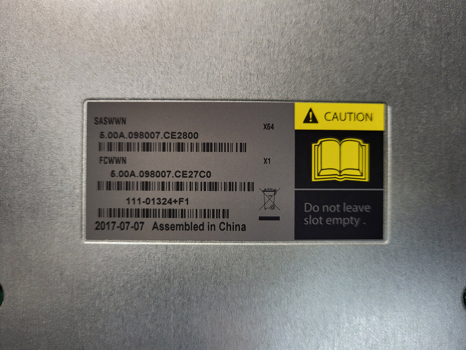 NetApp NAJ-1001 - 2.5in w/ NETAPP 111-01324+C1 SAS SFP CONTROLLER MODULE