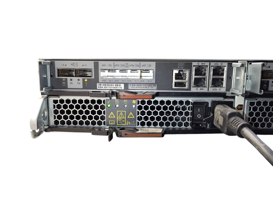 NetApp NAJ-1001 - 2.5in w/ NETAPP 111-01324+C1 SAS SFP CONTROLLER MODULE