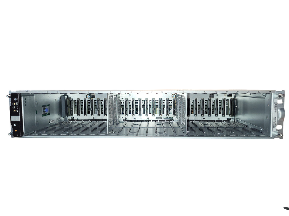 NetApp NAJ-1001 - 2.5in w/ NETAPP 111-01324+C1 SAS SFP CONTROLLER MODULE
