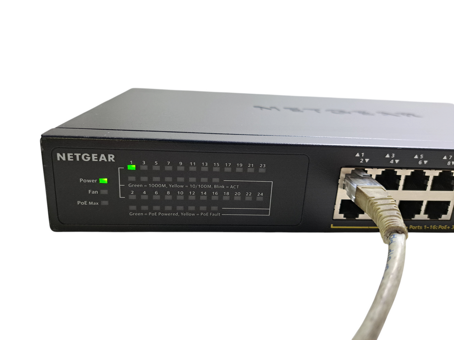 NETGEAR GS324P | 24-Port Gigabit PoE+ (190W) Unmanaged Switch