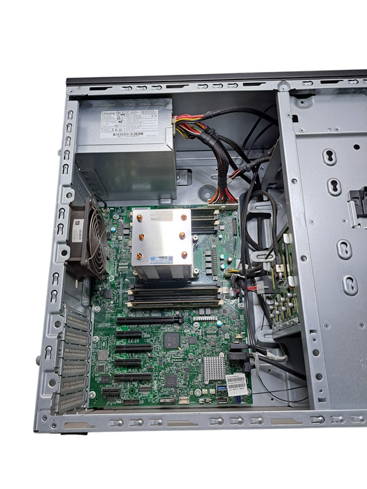 HP ProLiant ML110 Gen9 4x 3.5" | Xeon E5-2620 v3 @2.40GHz, 32GB DDR4, B140i RAID