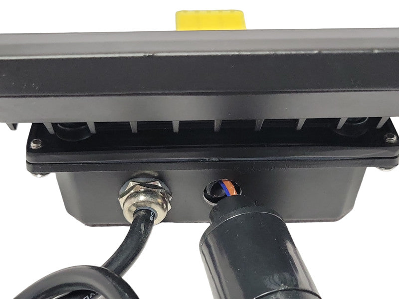 Sensor floodlight 20W outdoor motion sensing light, READ Q_