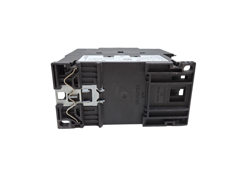 Siemens Contactor 3RT2036-1AK60 3PST-NO Chassis/DIN Rail 120Vac Coil 690VAC 51A