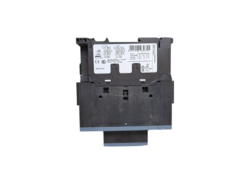 Siemens Contactor 3RT2036-1AK60 3PST-NO Chassis/DIN Rail 120Vac Coil 690VAC 51A