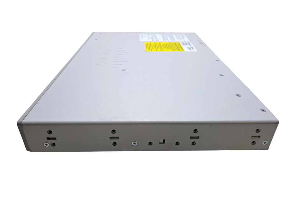 Cisco C9200L-24P-4G V03 | 24-Port Gigabit PoE+ Network Essentials Switch 1x 600W