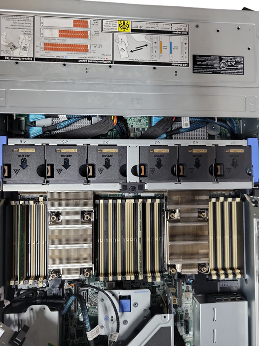 Dell VxRail P670N 2U Barebone server w/ 2x CPU Heatsinks, 32GB DDR4, 2x PSU, SEE