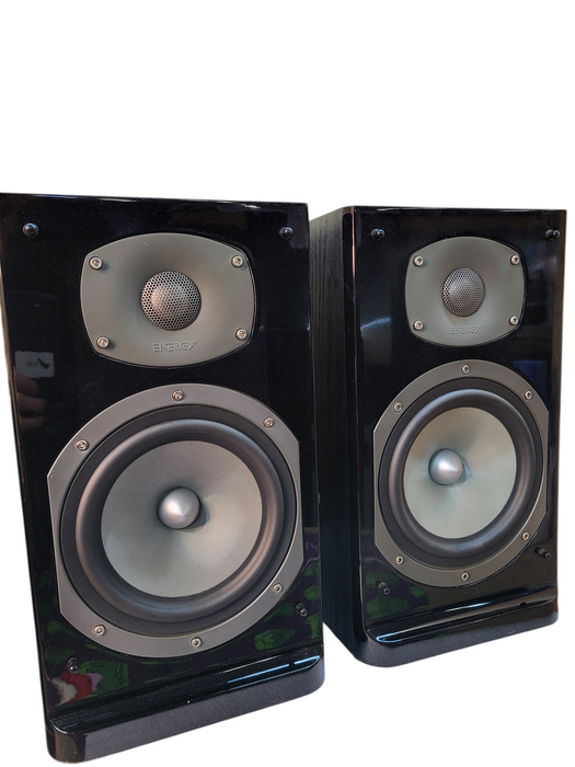 Energy C-200B-1 bookshelf speakers. Works. READ