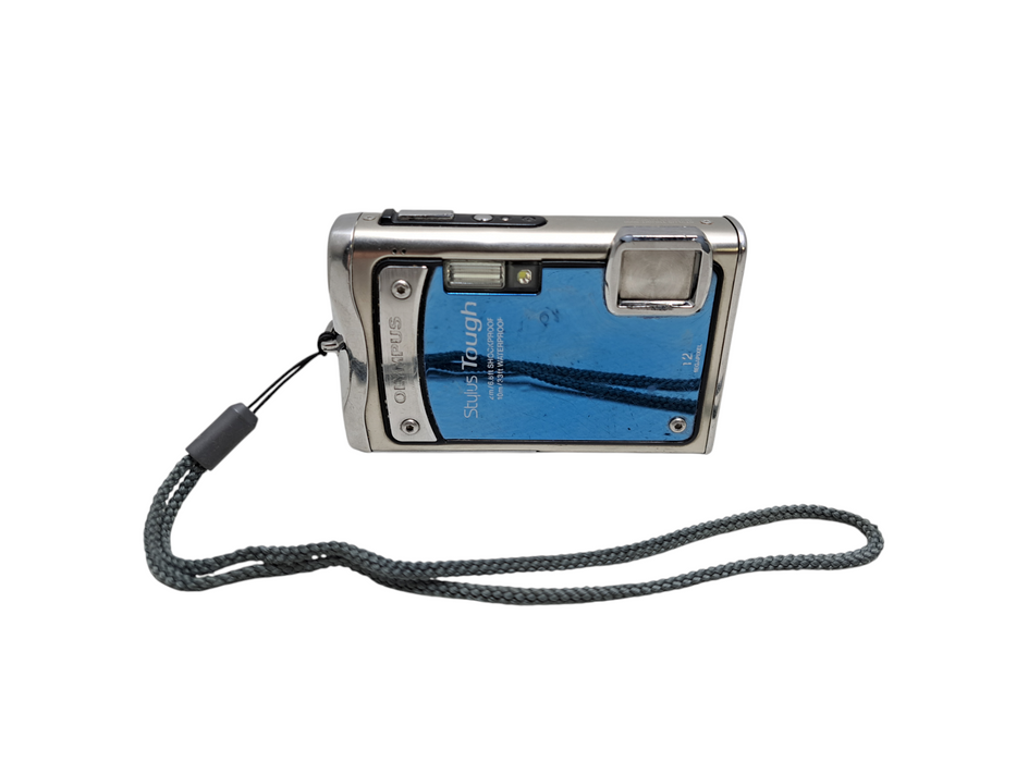 OLYMPUS Stylus Tough 8000 12.0MP DIGITAL CAMERA *No Battery READ*
